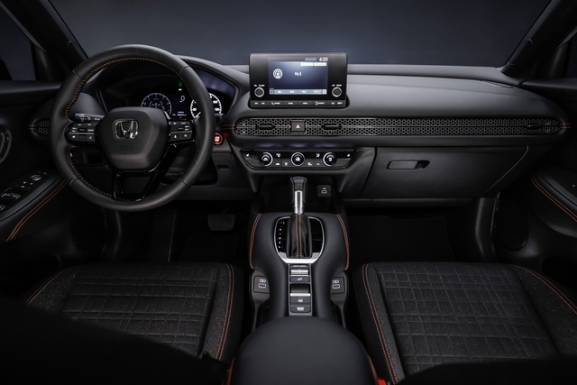 Honda ZR-V ra mắt: SUV lỡ cỡ giữa HR-V và CR-V, giá quy đổi từ gần 550 triệu đồng - Ảnh 3.