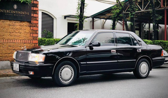 1996 Toyota Crown Royal Saloon G for Sale  Cars  Bids