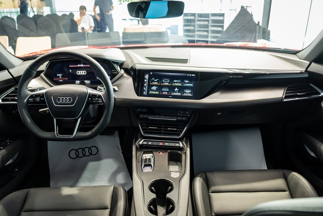 Ra mắt Audi e-tron GT tại Việt Nam: Giá từ 5,2 tỷ đồng, cạnh tranh trực tiếp Porsche Taycan - Ảnh 7.