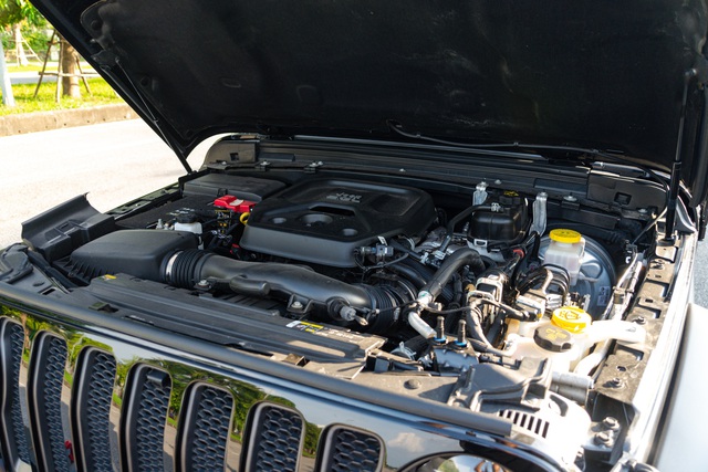 Độ nhẹ tốn một chiếc Morning, Jeep Wrangler Rubicon hơn 2 năm tuổi được rao bán với giá hơn 3,3 tỷ đồng - Ảnh 8.