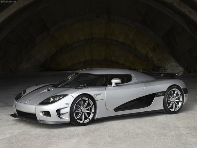 6 expensive supercars that athletes own: Messi leads the list - Photo 6.