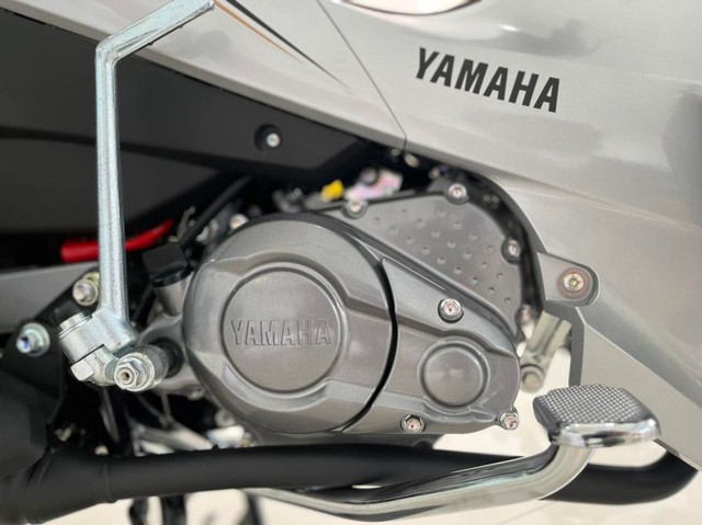 Ngam Yamaha Jupiter Finn sieu tiet kiem xang vua ve dai ly co gi dau Honda Future