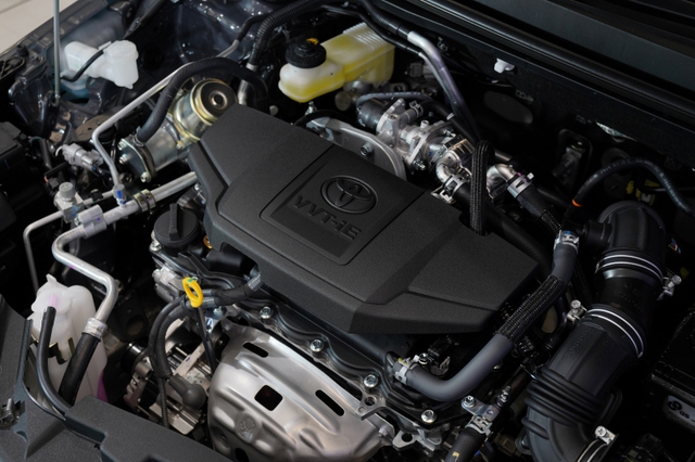 Chùm ảnh thực tế đầu tiên của Toyota Vios đời mới: Nội thất đen bớt sang hơn bản quảng cáo - Ảnh 7.
