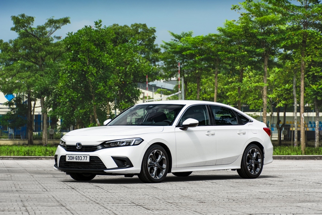 Đánh giá Honda Civic 1.5G 2022: Có điểm không dành cho người có gia đình - Ảnh 2.