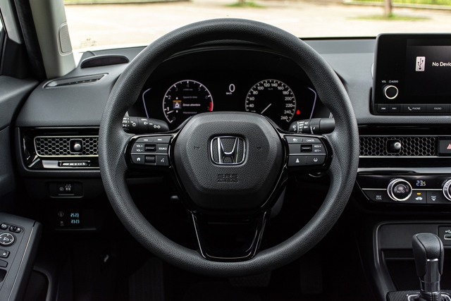 Đánh giá Honda Civic 1.5G 2022: Có điểm không dành cho người có gia đình - Ảnh 11.