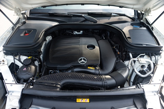 ‘Hàng hiếm’ Mercedes-Benz GLC 300 Coupe 2 năm tuổi được rao bán lại với mức giá gần 2,7 tỷ đồng - Ảnh 16.