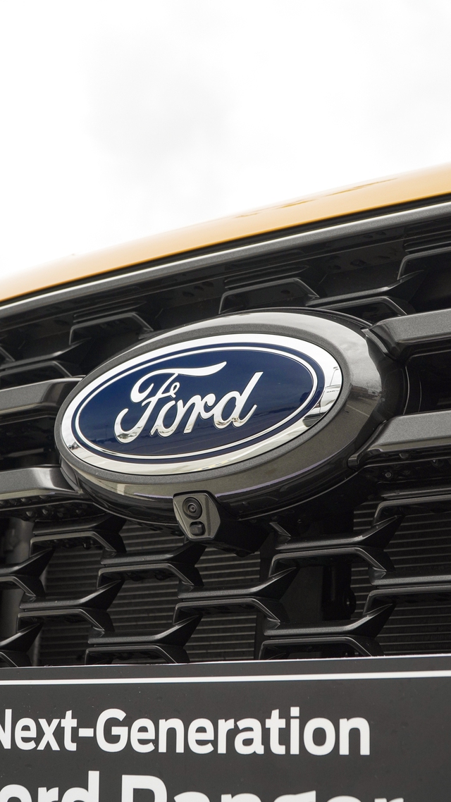 Ford Ranger Wildtrak 2022 giá 965 triệu đồng - Vua bán tải thị uy đối thủ tại Việt Nam - Ảnh 12.