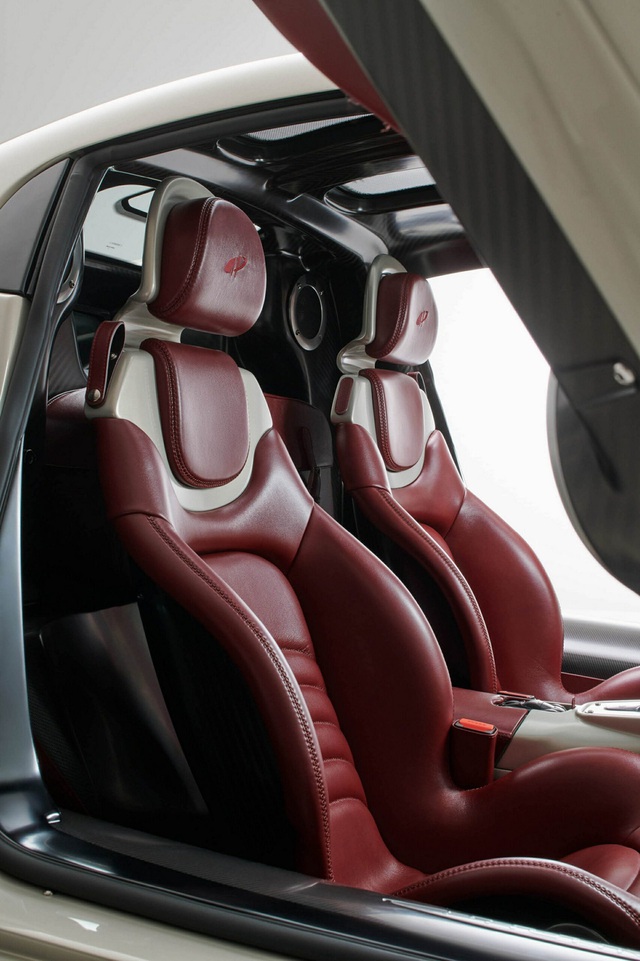 Pagani Utopia ra mắt: Kế cận Huayra, giá từ 2,19 triệu USD, dùng hộp số sàn và động cơ Mercedes - Ảnh 16.