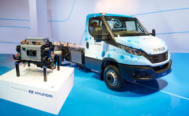 Hyundai ra mắt xe điện chạy pin nhiên liệu Hydro - Ảnh 1.