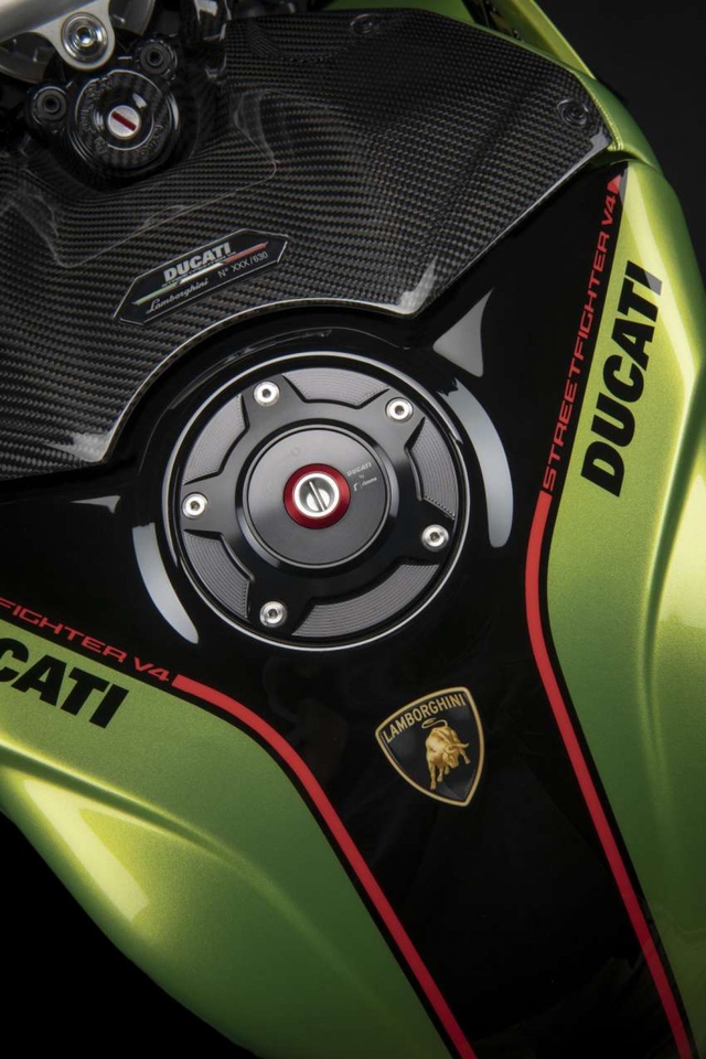 Ducati Streetfighter V4 Lamborghini 2022 phiên bản giới hạn được ra mắt - Ảnh 8.