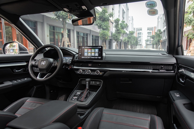 ‘Cố’ lên Honda CR-V e:HEV RS giá 1,259 tỷ đồng: Lái rồi mới thấy hay - Ảnh 5.