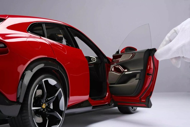 Mô hình Ferrari này có giá gần ngang một chiếc Honda Civic: Dài 62cm, mất 300 giờ để hoàn thiện, hiếm hơn cả xe thật - Ảnh 2.