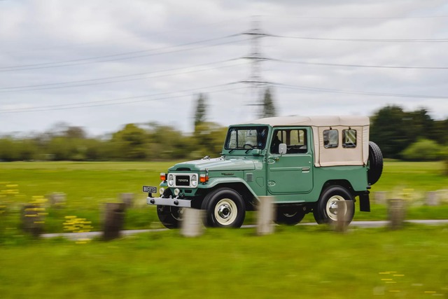 Toyota Land Cruiser bán từ 65 năm trước vẫn có bản điện hóa - Ảnh 2.