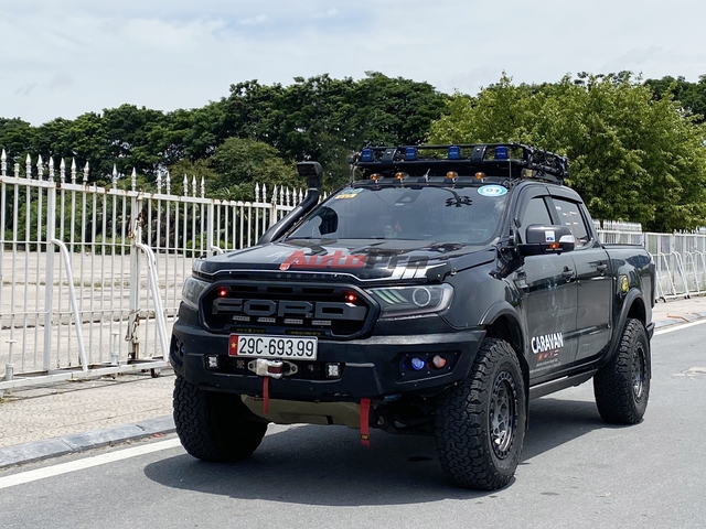 Chủ Ford Ranger chi nửa tỷ độ xe, 7 năm chạy 150.000km, từng xuyên Lào, Thái Lan: ‘Xe bền, chưa có lý do để đổi’- Ảnh 2.