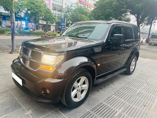 'Xe hiếm' Dodge Nitro bán lại sau 16 năm: Giá rẻ ngang Morning, từng góp mặt trong nhóm ô tô tệ nhất, ông Đặng Lê Nguyên Vũ cũng sở hữu 1 chiếc- Ảnh 2.