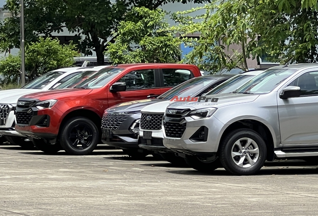 Isuzu D-Max 2024 lần đầu xuất hiện ở Việt Nam: Thêm bản hầm hố, dễ có ADAS và động cơ 3.0L đấu Ranger- Ảnh 2.