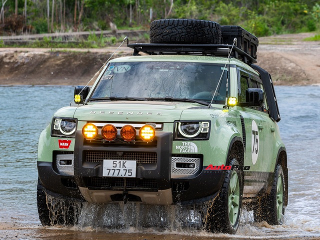 9x kể chuyện sắp lái Land Rover Defender đi phượt: Từ Việt Nam qua châu Âu đến Nam Mỹ, chuẩn bị 6 tháng, phải tập luyện cường độ cao- Ảnh 4.