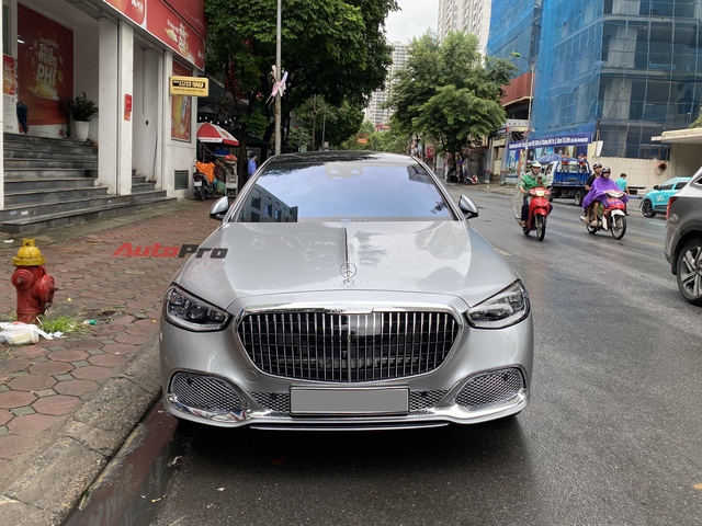 Mercedes-Maybach S 580 hàng hiếm lăn bánh trên phố Hà Nội: Giá khoảng 17 tỷ, màu độc, không bán chính hãng- Ảnh 4.