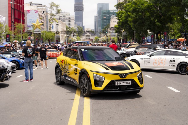 VinFast VF 7 và VF 9 nổi bật trong dàn xe sang tham dự hành trình siêu xe Gumball 3000- Ảnh 8.