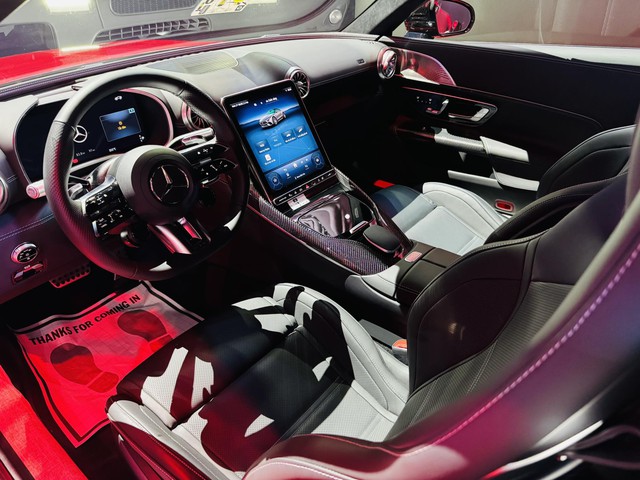 Loạt xe chỉ d&agrave;nh cho đại gia Việt ra mắt năm 2025: Đủ si&ecirc;u xe đến si&ecirc;u sang, nhiều mẫu h&agrave;ng hiếm tr&ecirc;n thế giới, c&oacute; mẫu gi&aacute; ngang 2 căn penthouse- Ảnh 10.