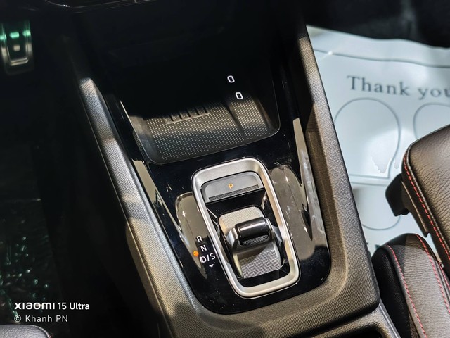 Cận cảnh Skoda Octavia vRS tại đại lý: Giá tạm tính 1,5 tỷ đồng, cạnh tranh VW Golf R bằng động cơ 265 mã lực, có thể ra mắt ngay tháng này- Ảnh 8. Cận cảnh Skoda Octavia vRS tại đại lý: Giá tạm tính 1,5 tỷ đồng, cạnh tranh VW Golf R bằng động cơ 265 mã lực, có thể ra mắt ngay tháng này- Ảnh 8.