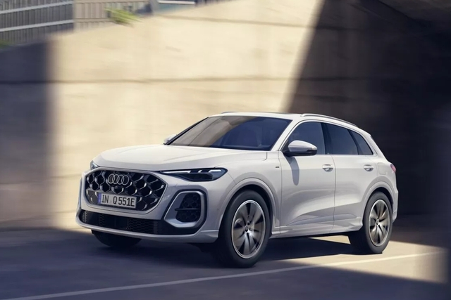 Audi Q5 có bản PHEV: Chạy 100km không cần xăng, sạc nhanh hơn laptop, phả hơi nóng lên GLC, X3- Ảnh 3. Audi Q5 có bản PHEV: Chạy 100km không cần xăng, sạc nhanh hơn laptop, phả hơi nóng lên GLC, X3- Ảnh 3.