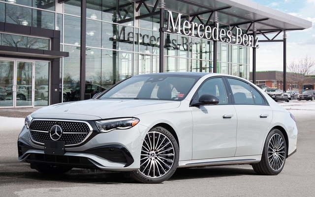 BMW 5 Series 2025 vừa ra mắt Việt Nam có doanh số khủng ở một thị trường khó tính: Vượt xa 'Mẹc E', gấp gần 15 lần Lexus ES- Ảnh 4. BMW 5 Series 2025 vừa ra mắt Việt Nam có doanh số khủng ở một thị trường khó tính: Vượt xa 'Mẹc E', gấp gần 15 lần Lexus ES- Ảnh 4.