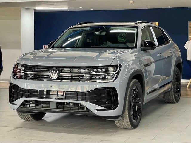 VW Viloran, Teramont X tăng giá mạnh tại Việt Nam, người mua vẫn tiết kiệm được trăm triệu nếu chọn đánh đổi một điều- Ảnh 2. VW Viloran, Teramont X tăng giá mạnh tại Việt Nam, người mua vẫn tiết kiệm được trăm triệu nếu chọn đánh đổi một điều- Ảnh 2.