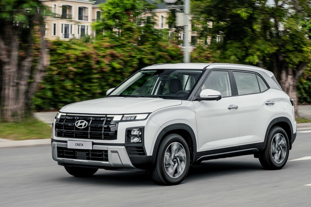 Hyundai Venue 2026 lộ diện trên đường với mặt trước như Palisade, sẽ thêm trang bị nội thất hiện đại hơn cạnh tranh Raize, Sonet- Ảnh 4. Hyundai Venue 2026 lộ diện trên đường với mặt trước như Palisade, sẽ thêm trang bị nội thất hiện đại hơn cạnh tranh Raize, Sonet- Ảnh 4.