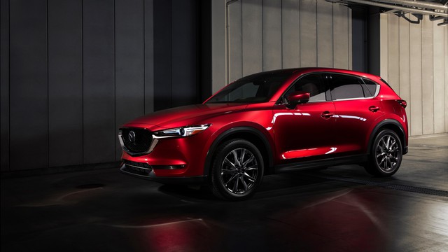 Mazda CX-5 tiếp tục 'đạp' gi&aacute;: Bản thấp gi&aacute; chưa tới 700 triệu, quyết gi&agrave;nh lại ng&ocirc;i vương ph&acirc;n kh&uacute;c C-SUV- Ảnh 1.