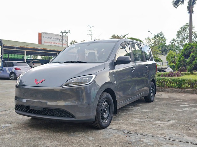 Wuling Grango mở b&aacute;n tại Việt Nam: MPV điện 7 chỗ gi&aacute; 499 triệu đồng, hỗ trợ sạc nhanh DC 50 kW - Ảnh 2.