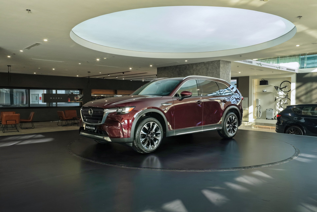 Top 5 xe hybrid tiền tỷ đ&aacute;ng quan t&acirc;m tại CCA 2026: Đủ mặt &lsquo;anh t&agrave;i&rsquo; từ Nhật, H&agrave;n đến Trung - Ảnh 6.