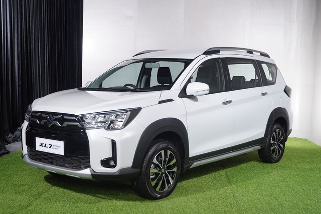 6 xe Nhật rục rịch về Việt Nam cuối năm: Có SUV đấu Land Cruiser, có xe lần đầu dùng hybrid - Ảnh 10.