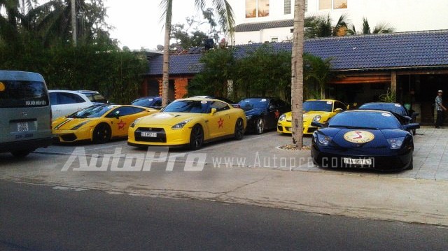 Điểm mặt dàn siêu xe tụ hội tại Phan Thiết