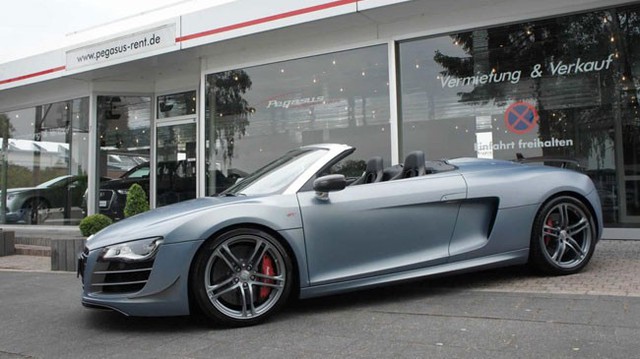 Siêu xe hiếm Audi R8 GT Spyder bị ăn trộm ngay tại đại lý