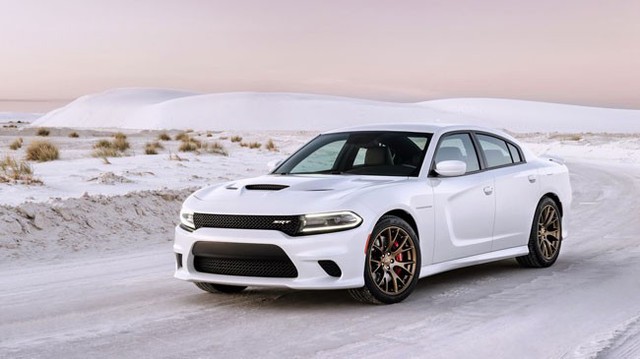 Dodge Charger SRT Hellcat 2015 – Xe sedan nhanh nhất thế giới