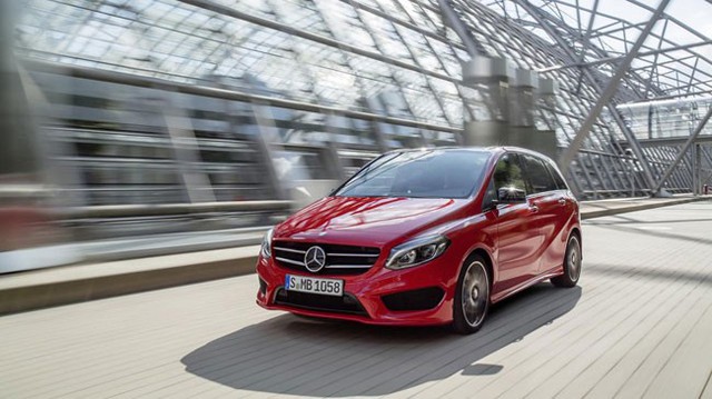 Mercedes-Benz B-Class 2015 lộ diện trước giờ G