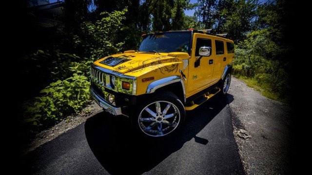 "Chiến binh off-road" Hummer H2 phiên bản rồng