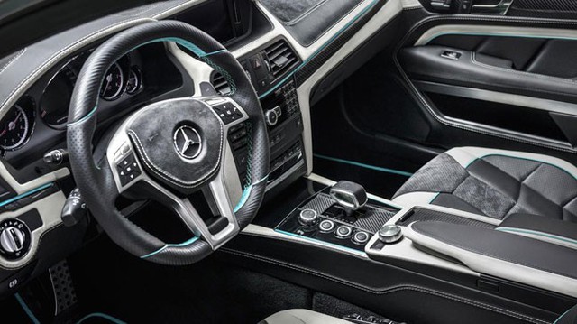 Mercedes-Benz E-Class Coupe mang nội thất phong cách F1