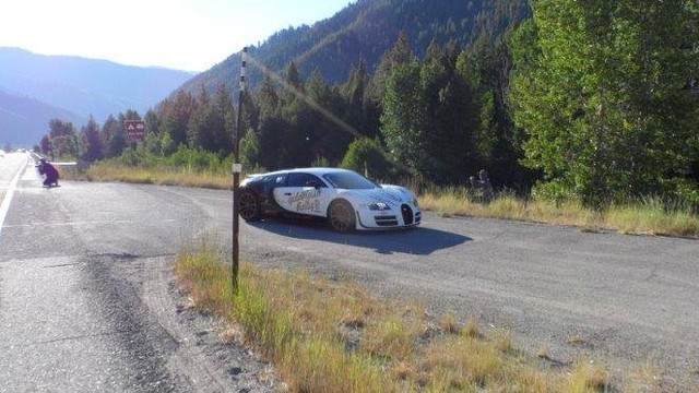 Hàng "độc" Bugatti Veyron Super Sport Pur Blanc lập kỷ lục tốc độ