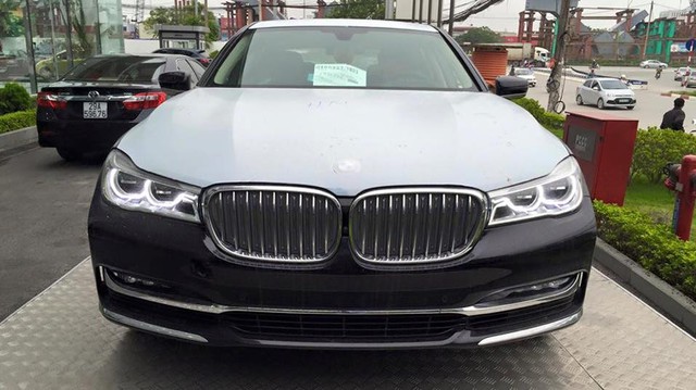 BMW 7-Series thế hệ mới đã đặt chân đến Việt Nam