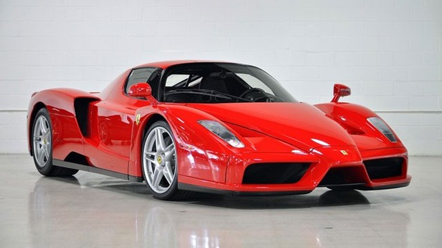 Võ sỹ triệu phú Floyd Mayweather bán siêu xe Ferrari Enzo mới mua