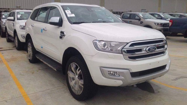 Ford Everest thế hệ mới bị người tiêu dùng Việt Nam chê đắt