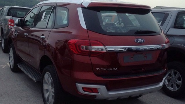 Ford Everest thế hệ mới bất ngờ xuất hiện tại Việt Nam