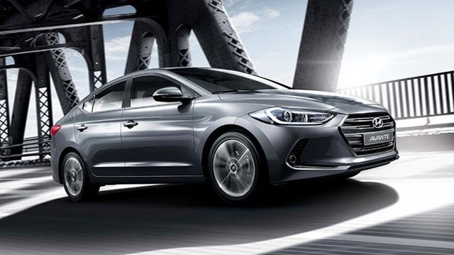 Vén màn Hyundai Avante thế hệ mới dài và rộng hơn