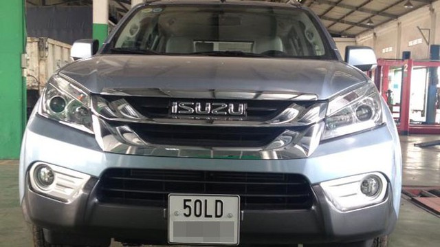 Isuzu MU-X, đối thủ của Toyota Fortuner, đã về Việt Nam