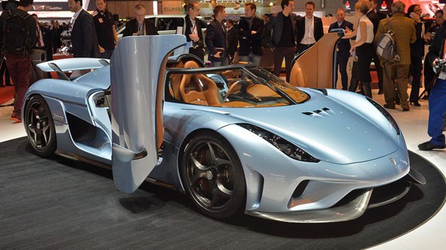 Koenigsegg Regera: Siêu phẩm Ferrari LaFerrari “chưa đủ tuổi” cạnh tranh