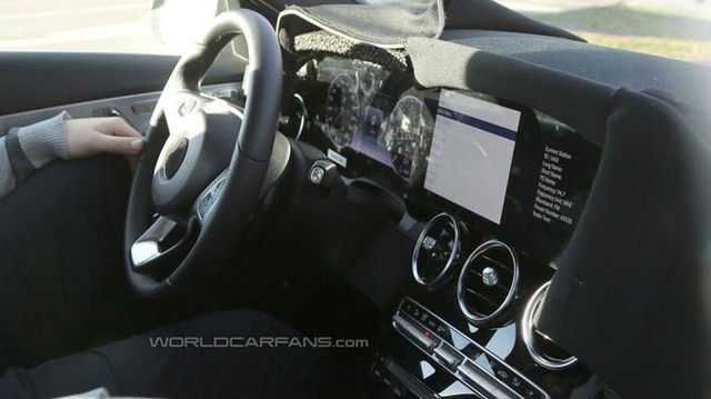 Mercedes-Benz C-Class bí ẩn với bảng táp-lô kỹ thuật số như S-Class
