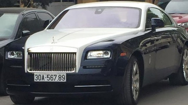 Rolls-Royce Wraith thứ hai tại Việt Nam gắn biển số “khủng”