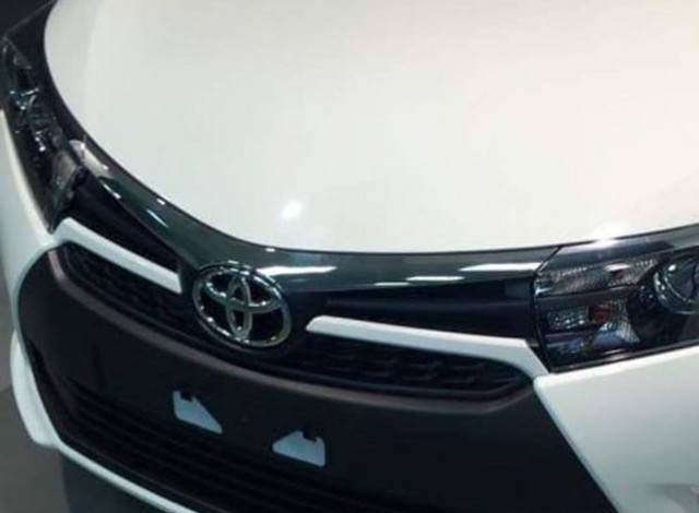 Toyota Corolla phiên bản nâng cấp xuất hiện “trần trụi”